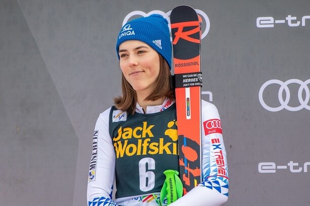 Petra Vlhová - program pretekov, výsledky a live stream