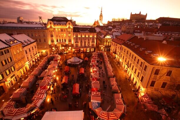 Vianočné trhy Bratislava
