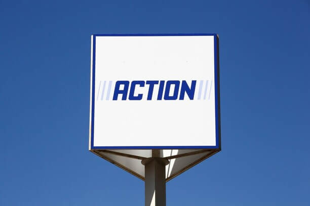 Action, logo, diskont, obchodný reťazec - Zdroj Profimedia