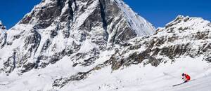 Panoráma v stredisku Zermatt Cervinia na hranici Švajčiarska a Talianska - Zdroj Profimedia Panoráma v stredisku Zermatt Cervinia na hranici Švajčiarska a Talianska - Zdroj Profimedia