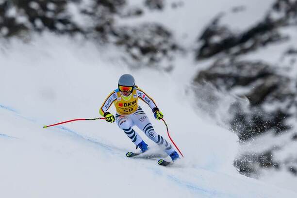 Nadine Kapfer na trati zjazdu v stredisku Zermatt Cervinia - Zdroj Profimedia